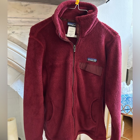 Women’s Patagonia Zip Up - Picture 2 of 7